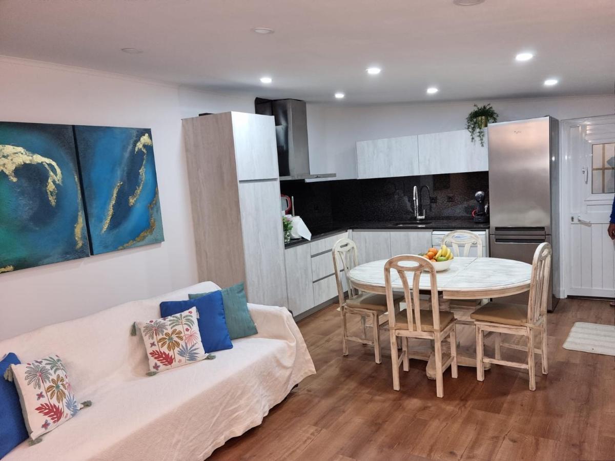 Guest House Ruceel Aroeira อัลมาดา ภายนอก รูปภาพ