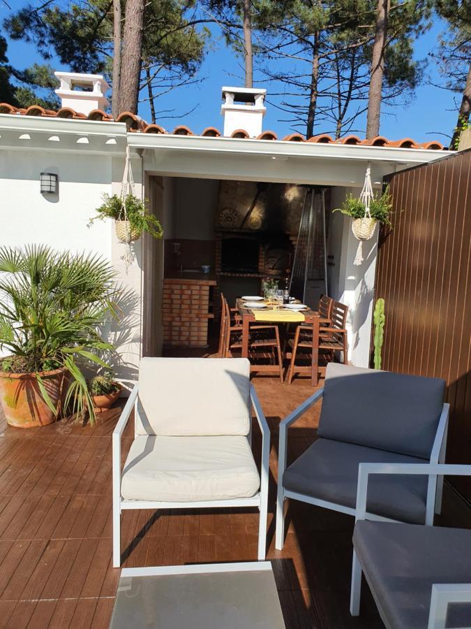 Guest House Ruceel Aroeira อัลมาดา ภายนอก รูปภาพ